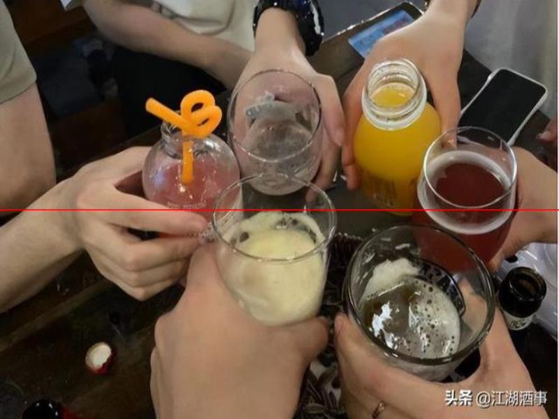 外國人非精釀啤酒不喝，為何中國人卻不喝精釀，寧原喝工業(yè)啤酒？