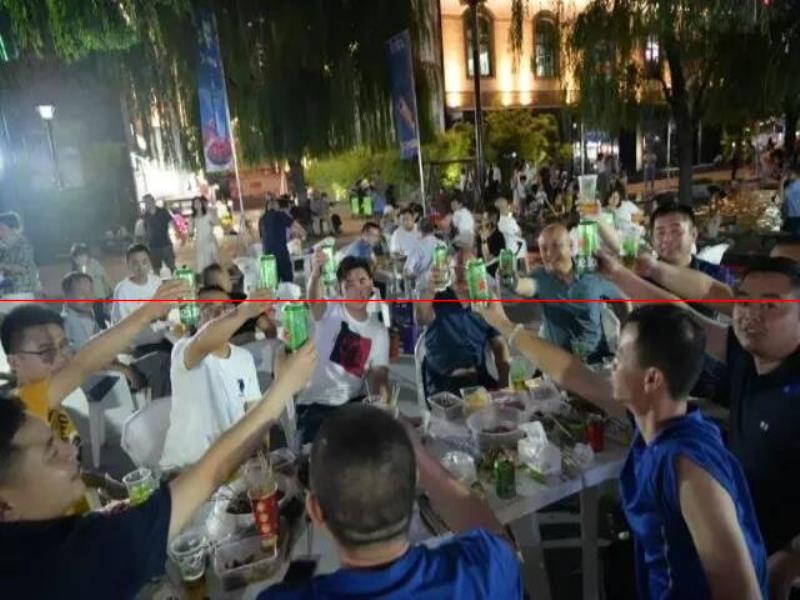 啤酒龍蝦美食節(jié)開啟濟南今夏不夜城模式